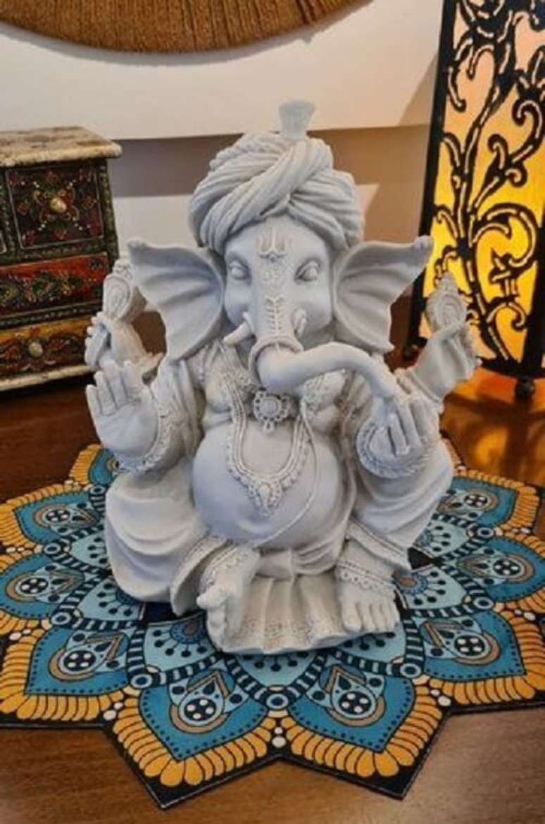 12. Ganesha: Modelo de elefante indiano decoração. Fonte: Alma Livre Store