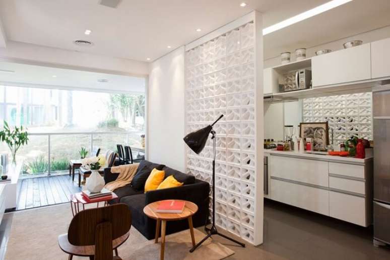 3. Decoração de gesso 3D para dividir ambientes em apartamento pequeno – Fonte Pinterest