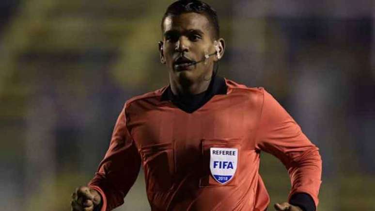 Fluminense encara o Barcelona na próxima quinta, no Maracanã (Foto: JUAN MABROMATA/AFP/Getty Images)