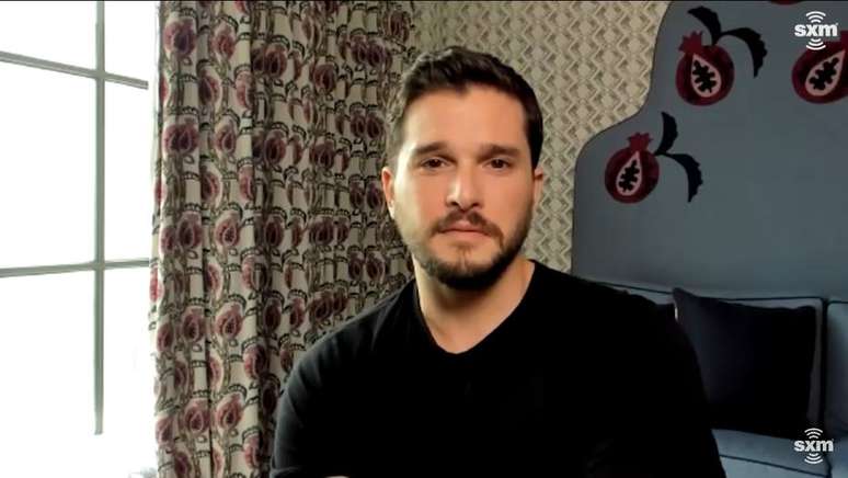 Kit Harington em entrevista ao The Jess Cagle Show nesta segunda-feira, 2