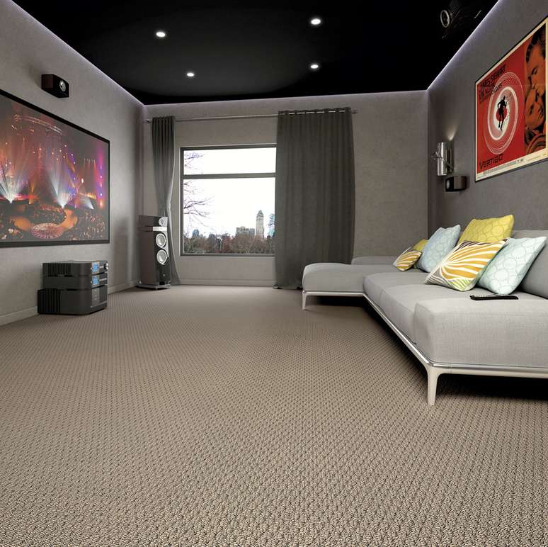 35. Carpete para sala em bege com sofá cinza – Foto Atelie Revestimentos