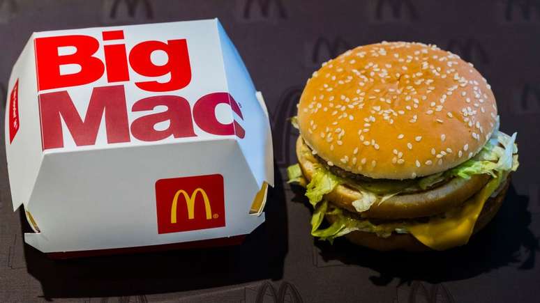 O Big Mac &eacute; vendido com os mesmos ingredientes em todo o mundo