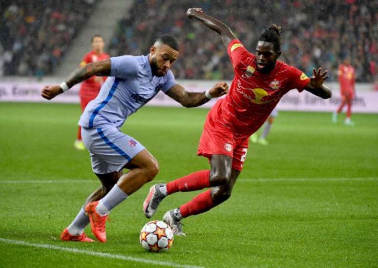 Barcelona foi batido pelo RB Salzburg (Foto: BARBARA GINDL / APA / AFP)