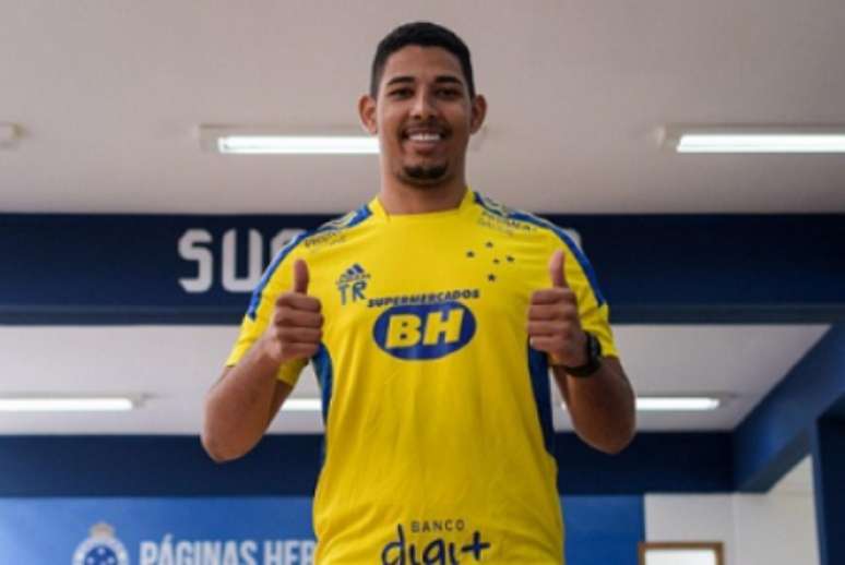 Zé Eduardo ainda terá de se recondicionar fisicamente para poder jogar pela Raposa-(Gustavo Aleixo/Cruzeiro)