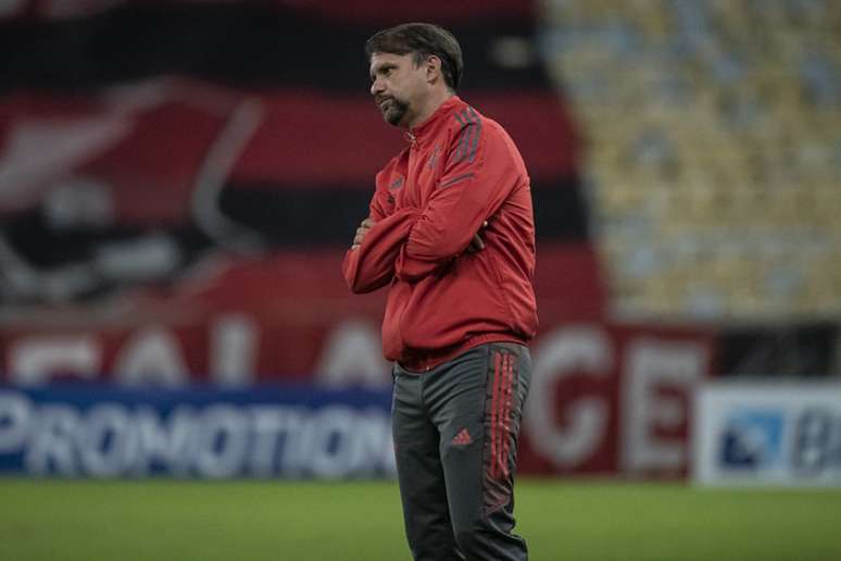 Técnico do Sub-20, Maurício Souza já dirigiu o Flamengo em outras oportunidades (Foto: Alexandre Vidal/Flamengo)