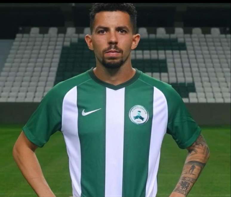 Flávio foi anunciado pelo Giresunspor (Foto: Divulgação / Giresunspor)