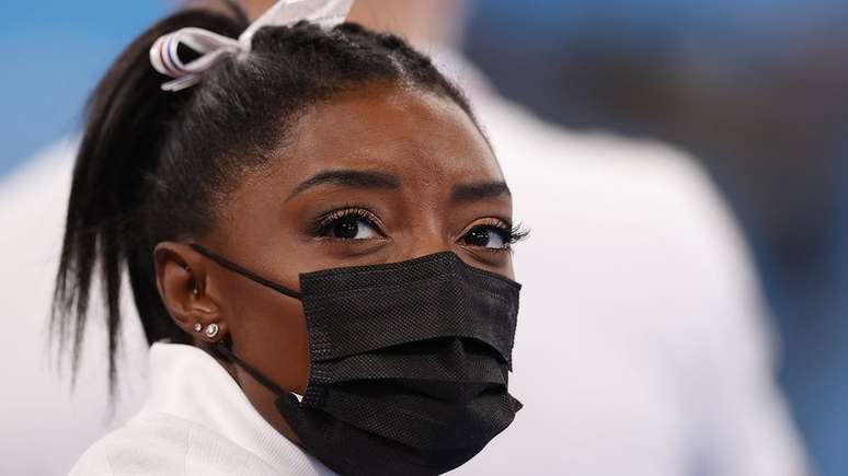 Simone Biles abriu mão de finais em Tóquio dizendo que precisava se concentrar em sua saúde mental