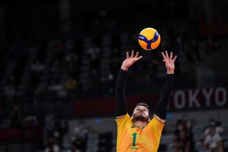 Brasil disputará o bronze no vôlei masculino (Foto: Yuri CORTEZ / AFP)