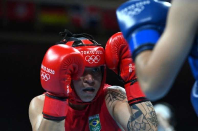 Beatriz Ferreira já garantiu, pelo menos, a prata (Foto: AFP)