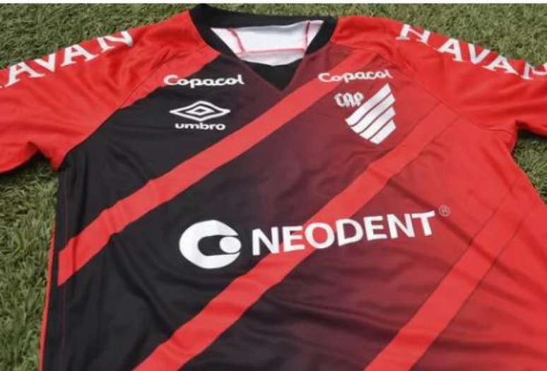 Neodent é o novo patrocinador master na camisa do Athletico (Divulgação/Athletico)
