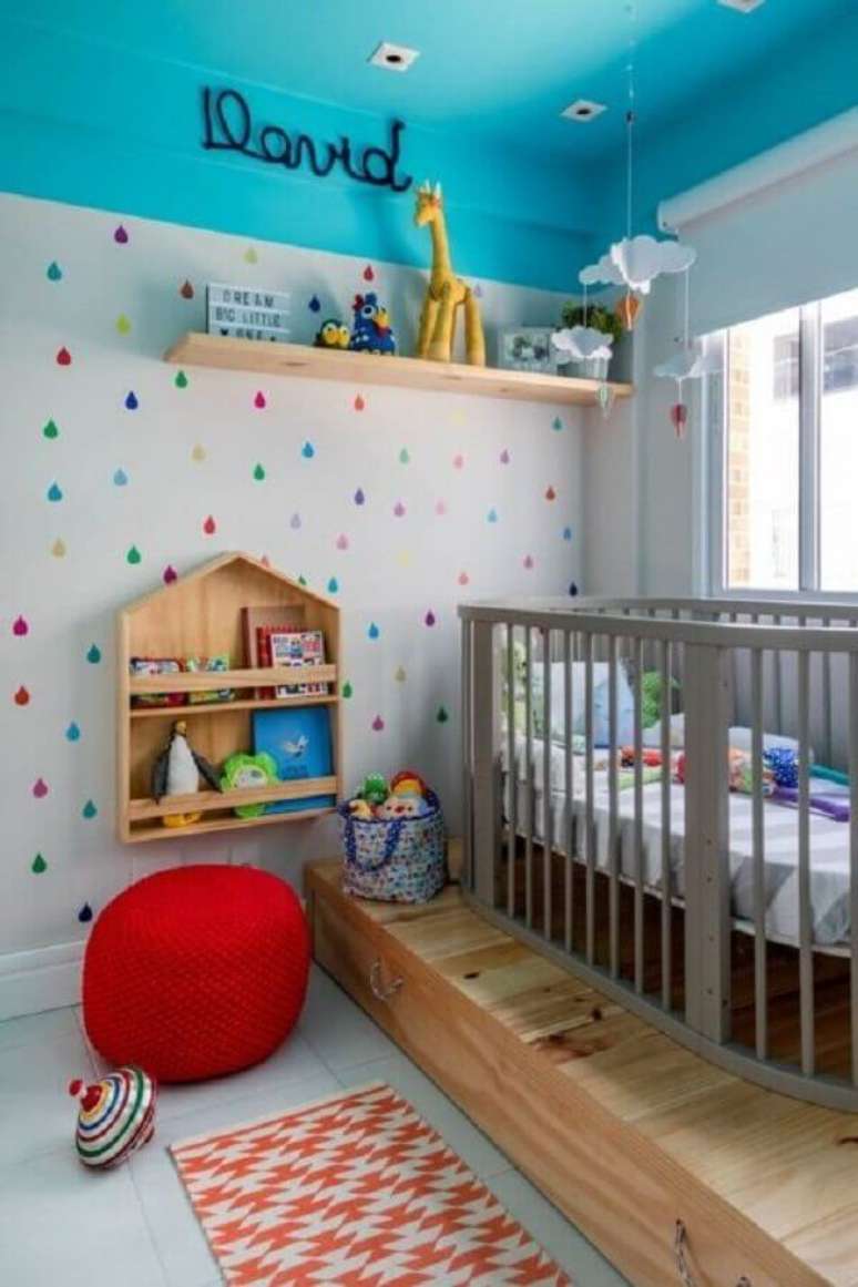 20. Quarto de bebe moderno e colorido &ndash; Foto Na Toca Design