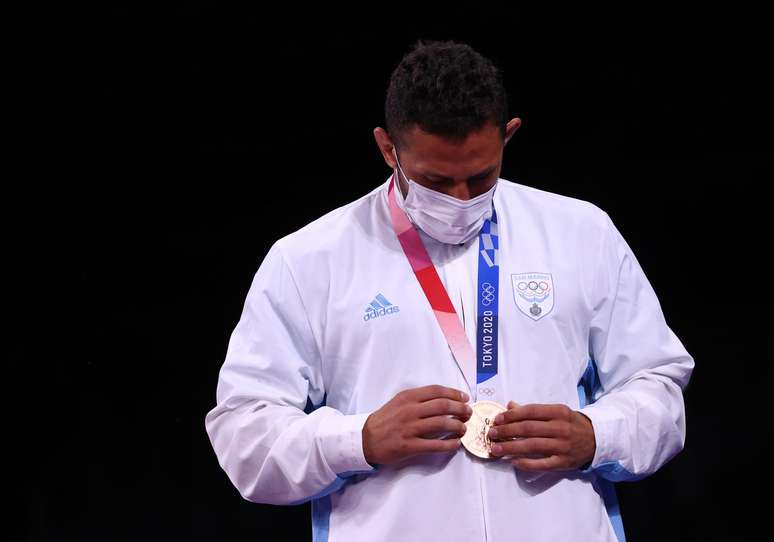 Myles Nazem Amine olha para a histórica prata que ganhou para San Marino na luta olímpica