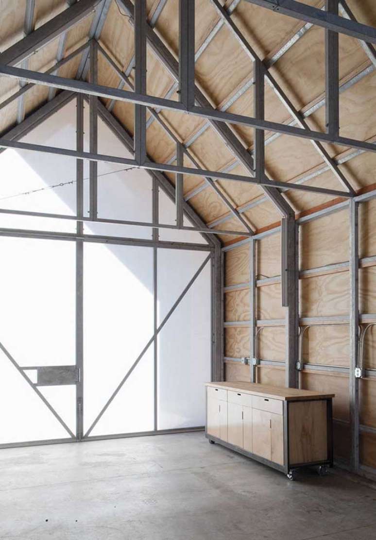 29. Cer&acirc;mica para garagem cinza queimado com m&oacute;veis de madeira &ndash; Foto Pinterest