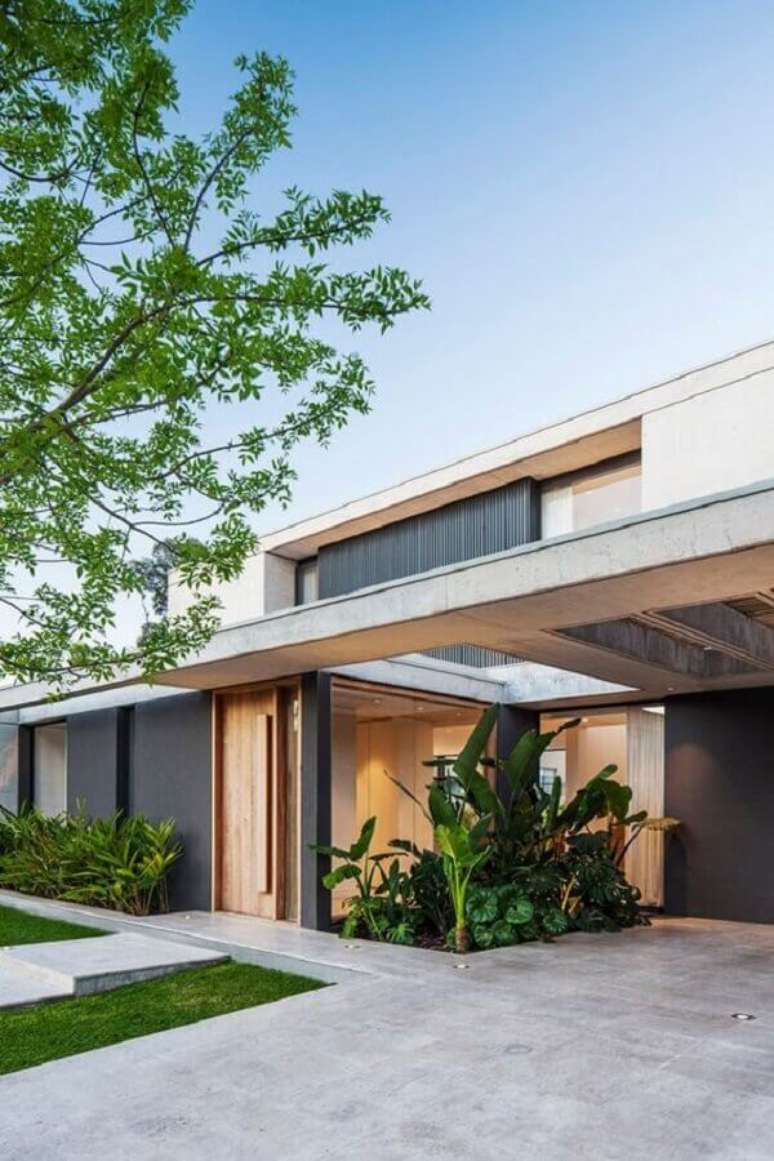 51. Cer&acirc;mica para garagem na entrada de casa moderna &ndash; Portal de arquitectos