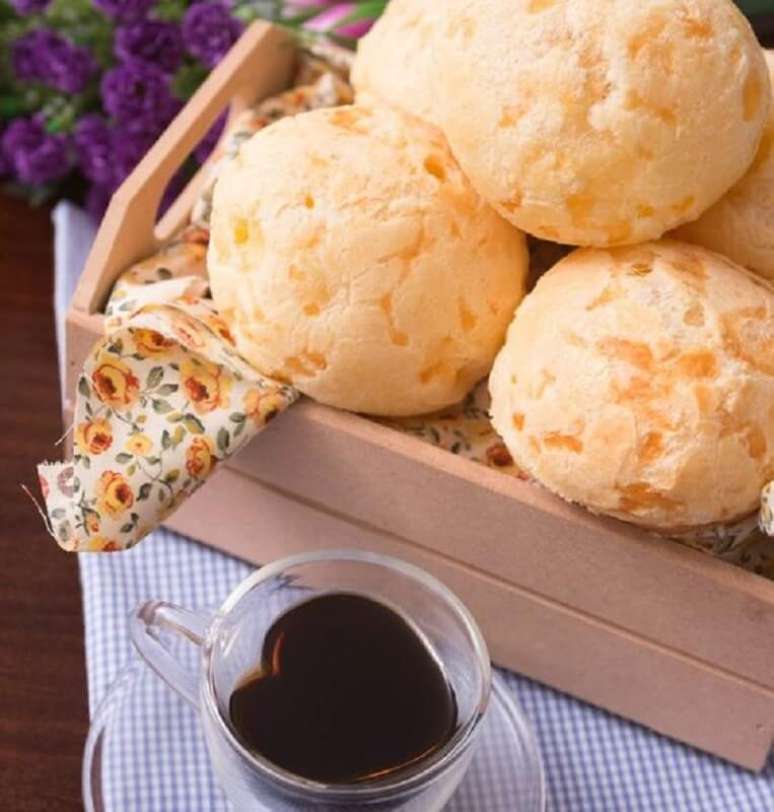 8. Receita de pão de queijo fácil de liquidificador – Foto: Pinterest