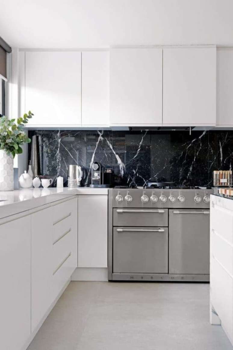 62. Revestimento para cozinha de mármore preto – Foto House Fur