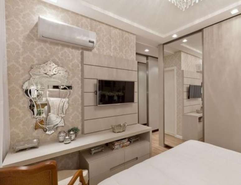 21. Rack para quarto com escrivaninha e espelho &ndash; Foto Pinterest