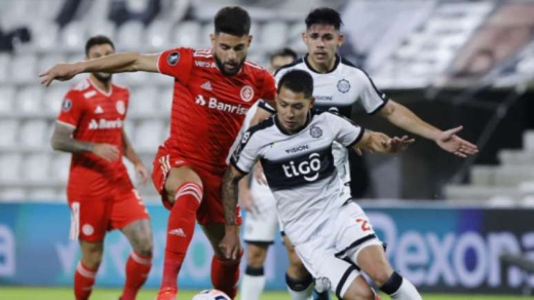 Olimpia bateu o Inter nas oitavas. No grupo, foi goleado por eles por 6 a 1, mas terminou com 9 pontos (Foto: Nathalia Aguilar / POOL / AFP)