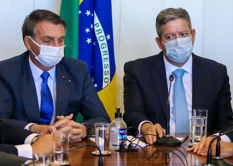 Jair Bolsonaro e Arthur Lira durante encontro em Brasília