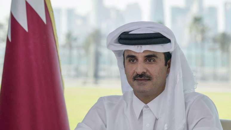 O PSG é propriedade da Qatar Sports Investment (QSi), subsidiária da Qatar Investment Authority, fundo cujo CEO é o emir do Qatar Tamim bin Hamad Al Thani