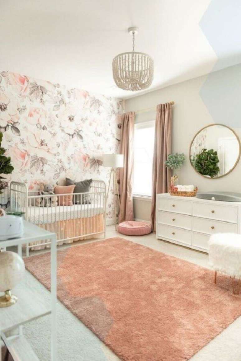 52. Tapete de lã rose no quarto de bebê minimalista – Foto Sexy Mama Maternity