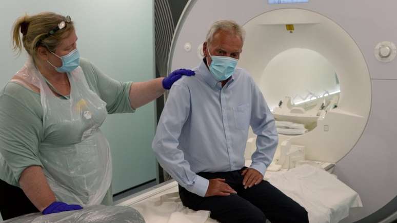 S&atilde;o necess&aacute;rios normalmente v&aacute;rias tomografias do c&eacute;rebro para diagnosticar dem&ecirc;ncia