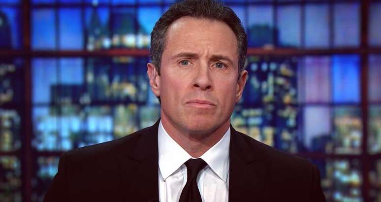 Chris Cuomo jogou a CNN na fogueira ao ultrapassar a linha ética para ajudar o irmão encrencado