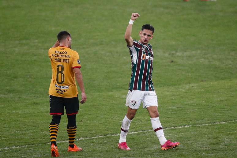 Fluminense e Barcelona empataram por 2 a 2 na noite desta quinta-feira, 12