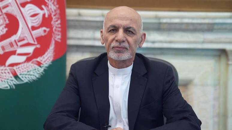 Em breve declaração, Ashraf Ghani deu tom do que pretende fazer para conter avanço de grupo extremista