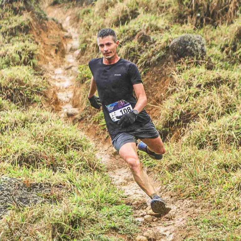 Rogério Sillvestrin vence a One Hundred®️ Rio Special Stage Caminho do Ouro, em Paraty. (Foto de  Emanuel Galafassi/Divulgação)