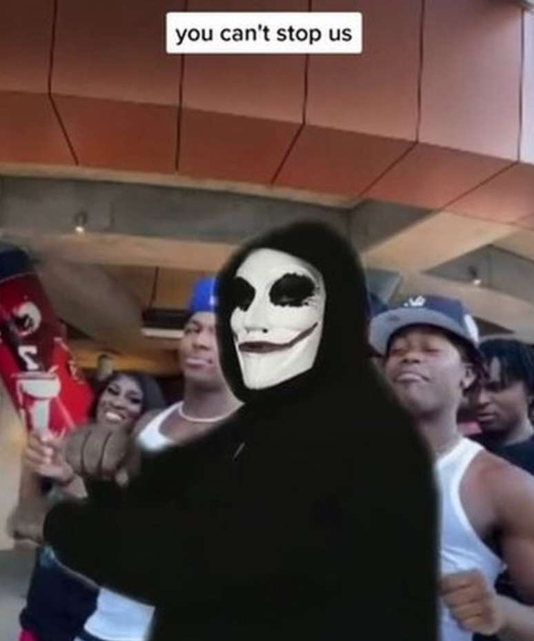 Londini teve nove contas banidas do TikTok