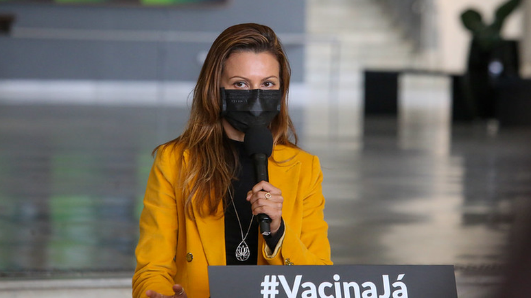 A secretária Patricia Ellen diz que nunca negou pedidos de reuniões com os representantes da Farmacore