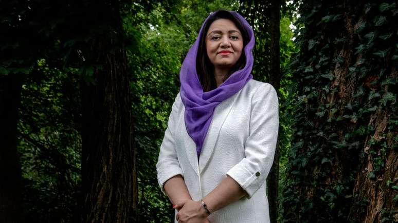 Roya Rahmani foi a primeira mulher afegã a ser embaixadora do país nos Estados Unidos