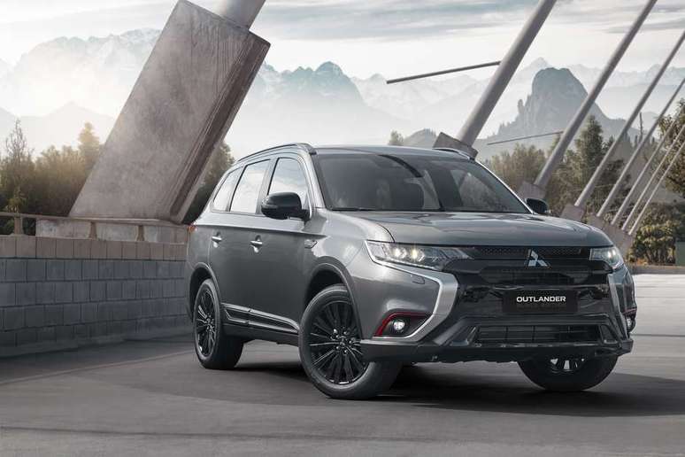 Mitsubishi Outlander.