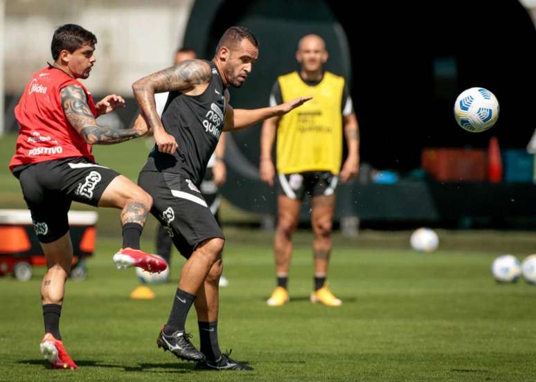 Renato Augusto não preocupa para o duelo contra o Athletico-PR (Foto: Rodrigo Coca/Ag.Corinthians)