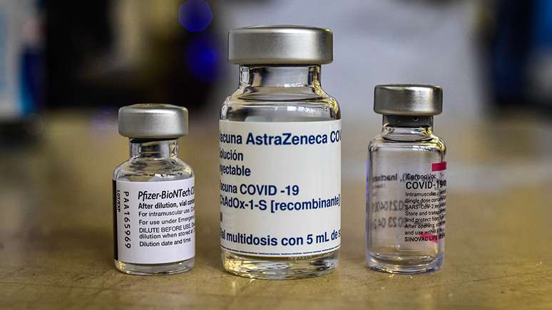 A combinação de vacinas mais estudada até o momento é da AstraZeneca com Pfizer