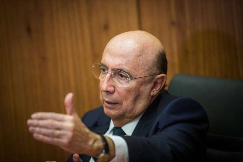 Meirelles vê mudança no teto levar à caminho desastroso
