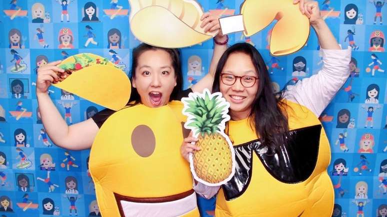 Yiying Lu e Irene Cho se conheceram na Emojicon, uma conferência sobre emojis em San Francisco