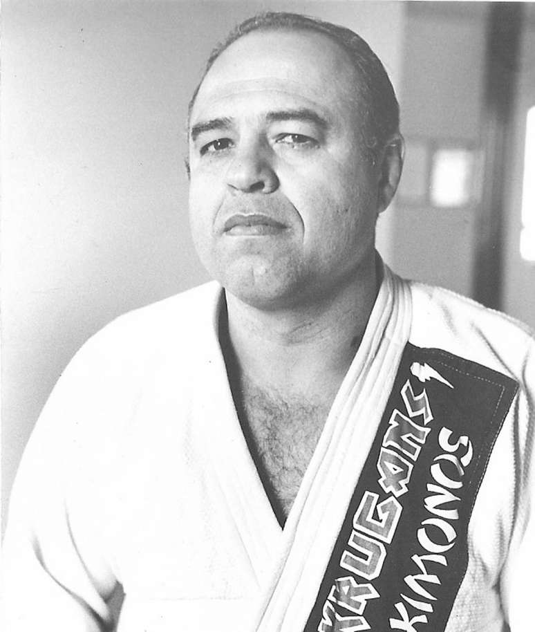 Roberto Lage, um dos precursores do jiu-jitsu no Brasil, morreu aos 71 anos.