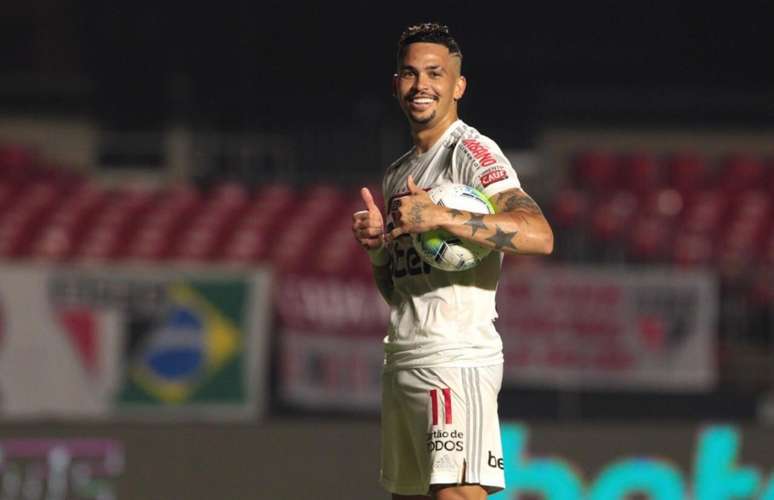 Luciano estreou pelo São Paulo há um ano (Foto: Reprodução/ Twitter @SaoPauloFC)