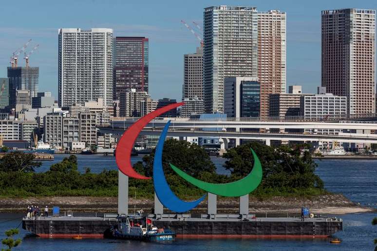 Símbolo instalado para os Jogos Paralímpicos de Tóquio, no Japão
20/08/2021 Yuichi Yamazaki/Pool via REUTERS