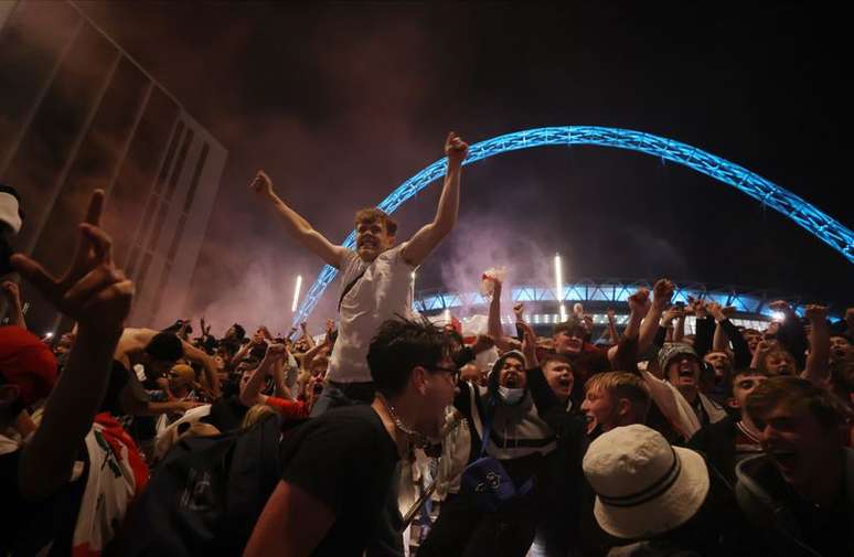 Comemora&ccedil;&atilde;o de torcedores italianos no est&aacute;dio de Wembley, em Londres
 11/7/2021 Action Images via Reuters/Lee Smith
