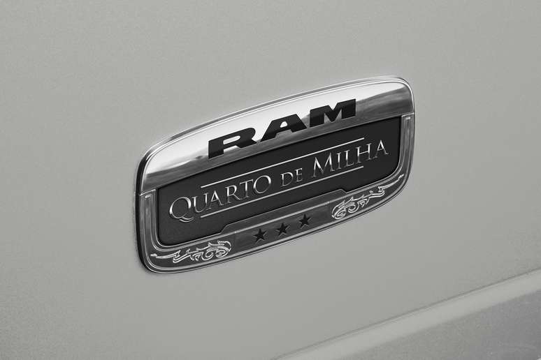 Ram 2500 Quarto de Milha.