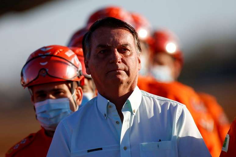 Presidente Jair Bolsonaro na base a&eacute;rea de Bras&iacute;lia
22/08/2021 REUTERS/Adriano Machado