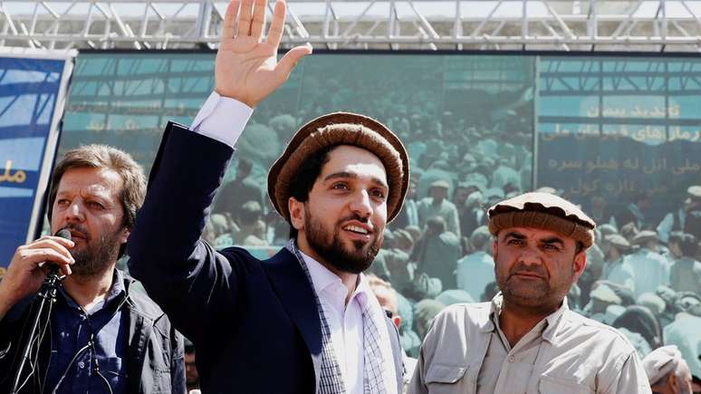 Ahmad Massoud, filho do legendário herói da resistência, fundou a FRN
