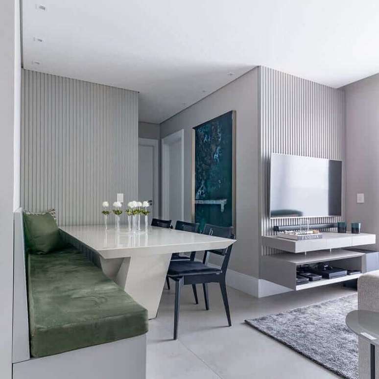 45. Cores para sala pequena de apartamento cinza decorado com ambientes integrados – Foto: BF Arquitetas