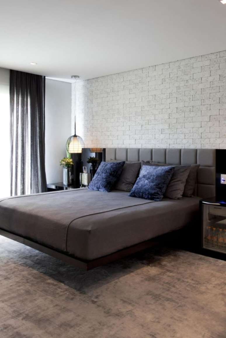 7. Como escolher colchão para cama de casal moderna – Foto Marcelo Rosset Arquitetura