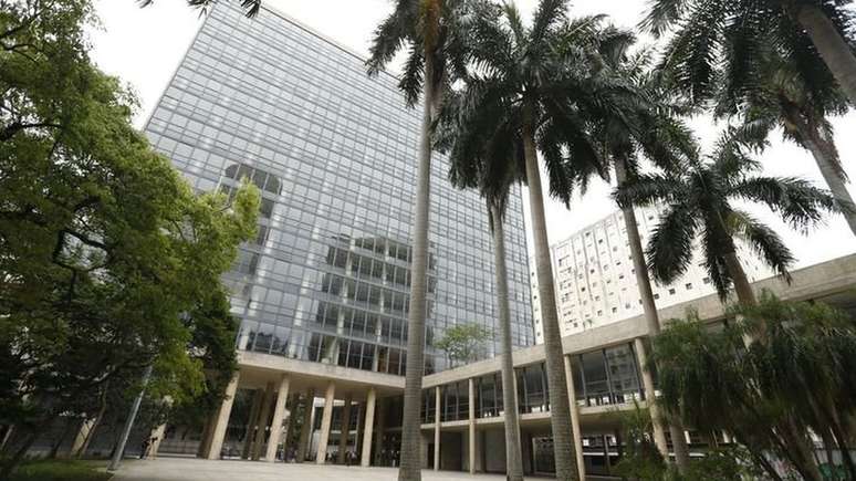 Pal&aacute;cio Gustavo Capanema &eacute; um dos pr&eacute;dios que constam em lista do governo federal que deve ser apresentada a poss&iacute;veis compradores