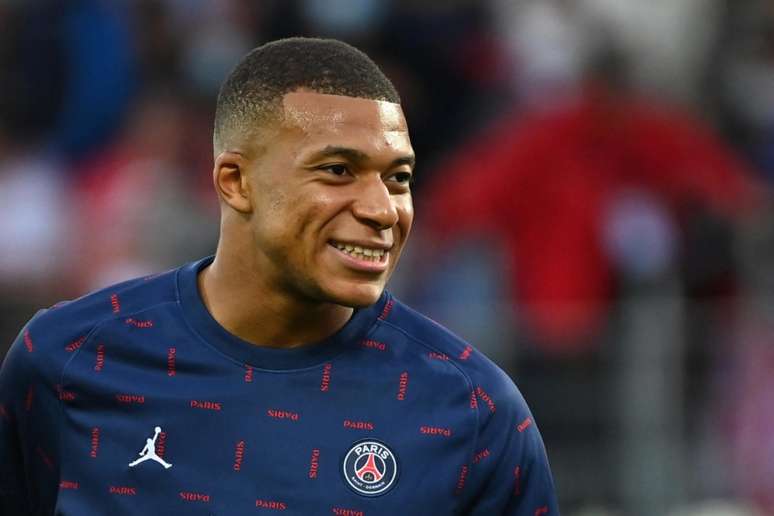 Mbappé já manifestou desejo ao PSG que quer atuar pelo Real Madrid (Foto: LOIC VENANCE / AFP)