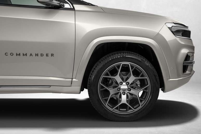 Jeep Commander Overland Diesel.